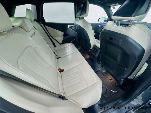 Used 2025 BMW X3 xDrive30i w/ Premium Package image 27