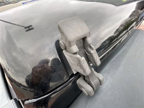 Used 2018 Jeep Wrangler Sport image 4