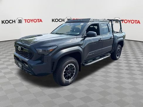 Certified 2024 Toyota Tacoma TRD Off-Road w/ TRD Off Road Upgrade Package AWD/4WD image 3