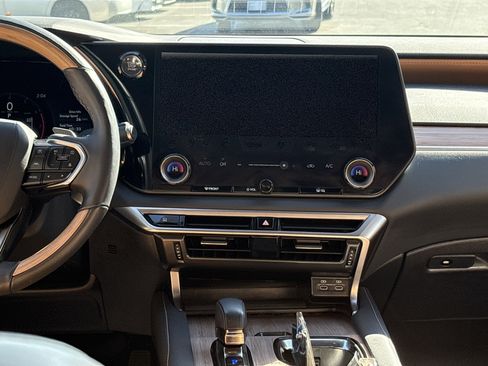 Certified 2025 Lexus RX 350 Premium w/ Convenience Package image 29