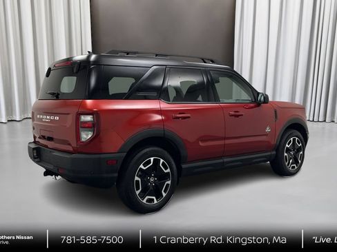 Used 2024 Ford Bronco Sport Outer Banks w/ Tech Package AWD/4WD image 5