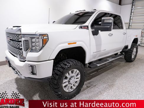 Used 2020 GMC Sierra 2500 Denali w/ Denali Ultimate Package AWD/4WD image 2
