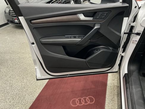 Used 2021 Audi Q5 2.0T Premium Plus w/ Premium Plus Package image 17