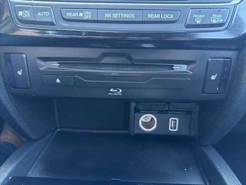 Used 2019 Honda Pilot Touring image 41