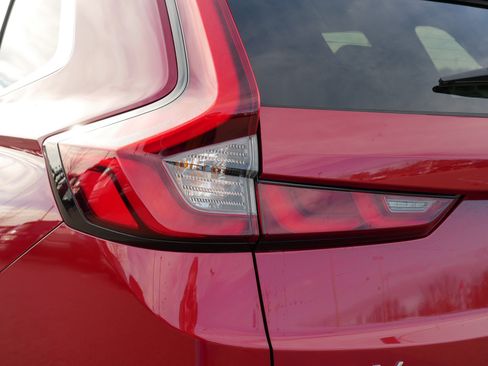 Used 2023 Honda CR-V Sport Touring image 17