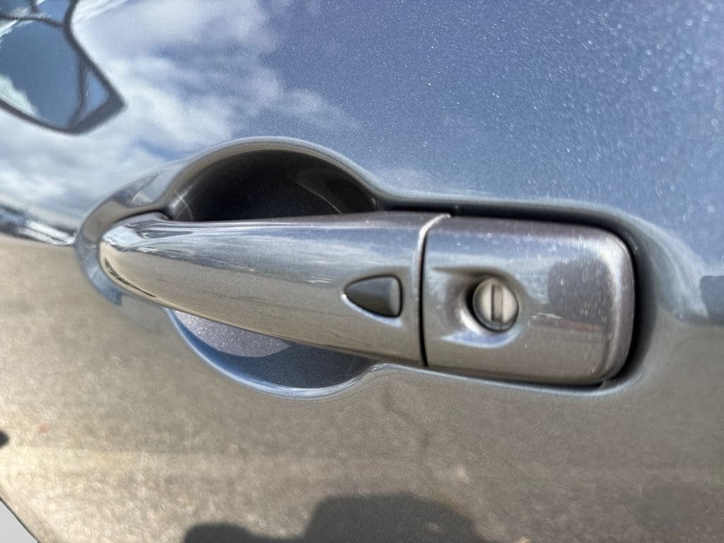 Certified 2023 Nissan Kicks SV FWD image 30