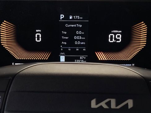 Used 2025 Kia K4 FWD image 23