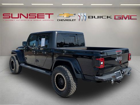 Used 2020 Jeep Gladiator Overland w/ Safety Group image 6