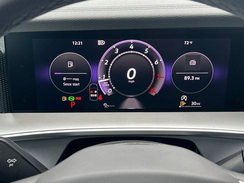 New 2026 Volkswagen Tiguan SE R-Line FWD image 22