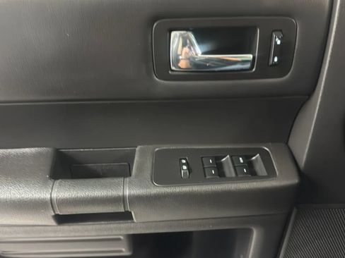 Used 2016 Ford Flex SE FWD image 16