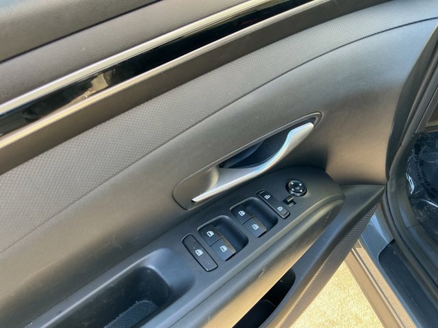 Certified 2024 Hyundai Tucson SEL AWD/4WD image 17