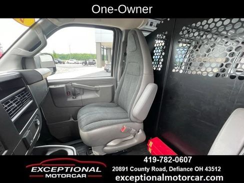 Used 2025 GMC Savana 2500 w/ Driver Convenience Package RWD image 24