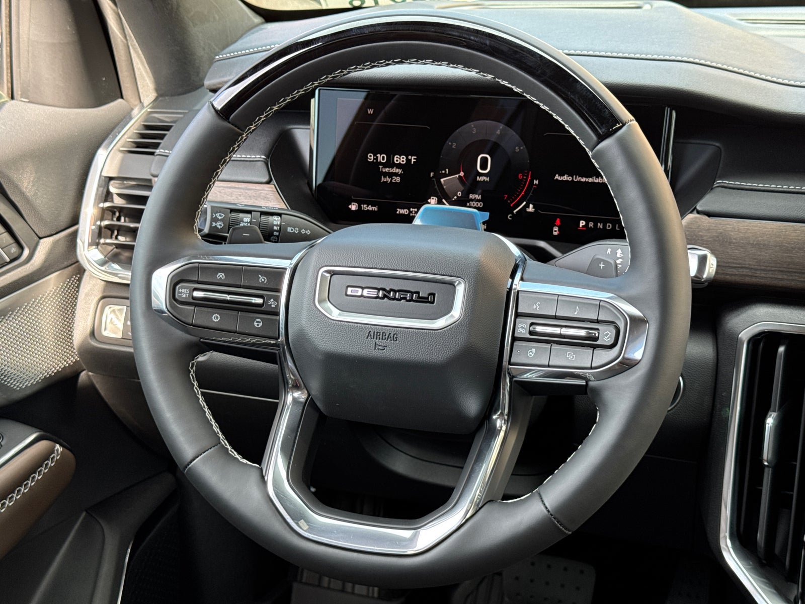 Used 2026 GMC Acadia Denali Ultimate w/ LPO, Floor Liner Package AWD/4WD image 26