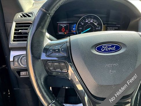 Used 2018 Ford Explorer XLT w/ Equipment Group 202A AWD/4WD image 13