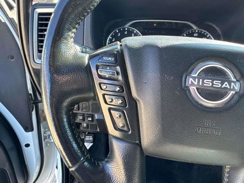 Used 2023 Nissan Frontier SV w/ SV Convenience Package image 28