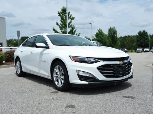 Used 2024 Chevrolet Malibu LT FWD image 3