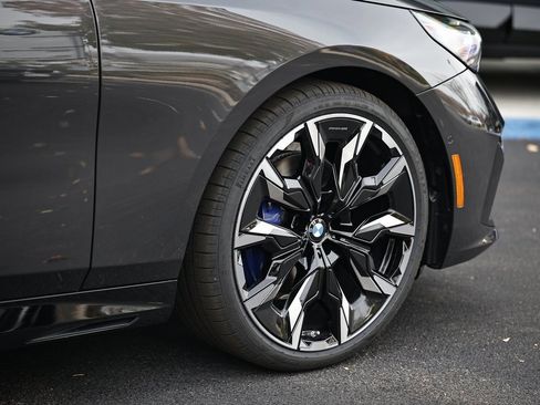 New 2026 BMW 530i w/ M Sport Package image 5