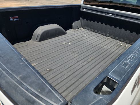 Used 2023 Chevrolet Silverado 1500 RST AWD/4WD image 6