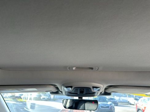 Used 2023 Subaru Outback Limited image 21