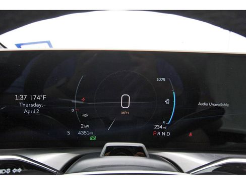 Certified 2026 Cadillac Vistiq Luxury image 14