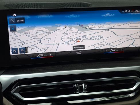 Used 2023 BMW i4 eDrive40 w/ M Sport Package image 34