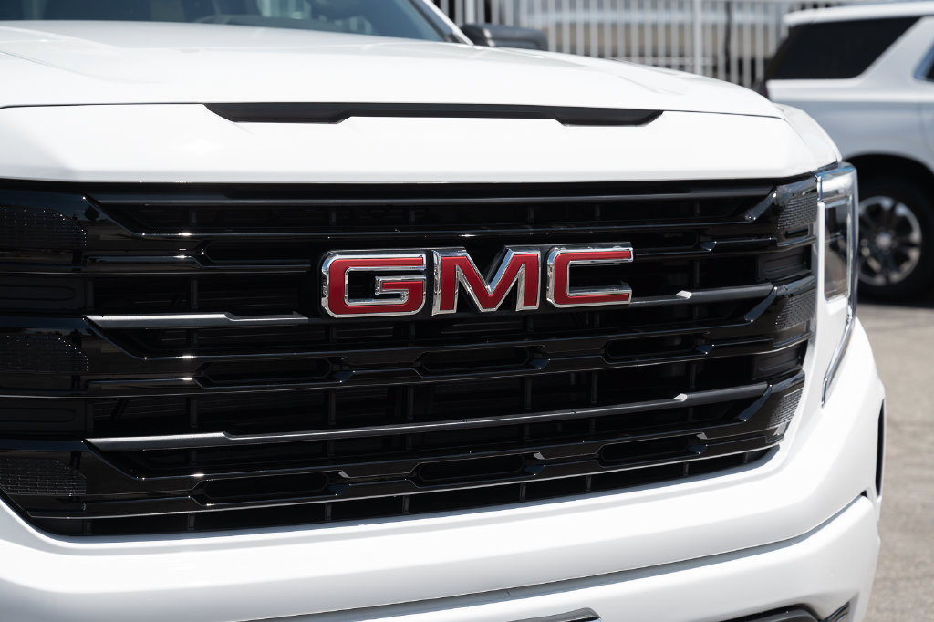 Used 2026 GMC Sierra 1500 Elevation AWD/4WD image 10