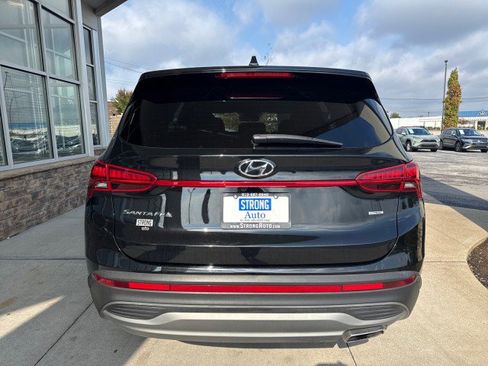 Used 2023 Hyundai Santa Fe SE image 4