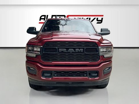 Used 2022 RAM 3500 Limited AWD/4WD image 2