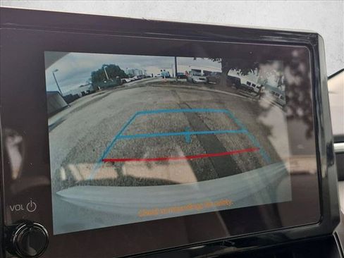 Used 2025 Toyota Corolla LE FWD image 12