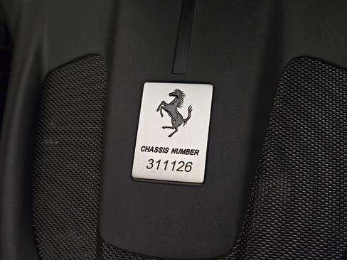 Used 2024 Ferrari Roma Spider RWD image 30