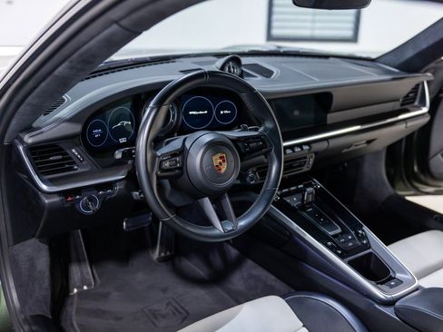 Used 2021 Porsche 911 Turbo S image 40