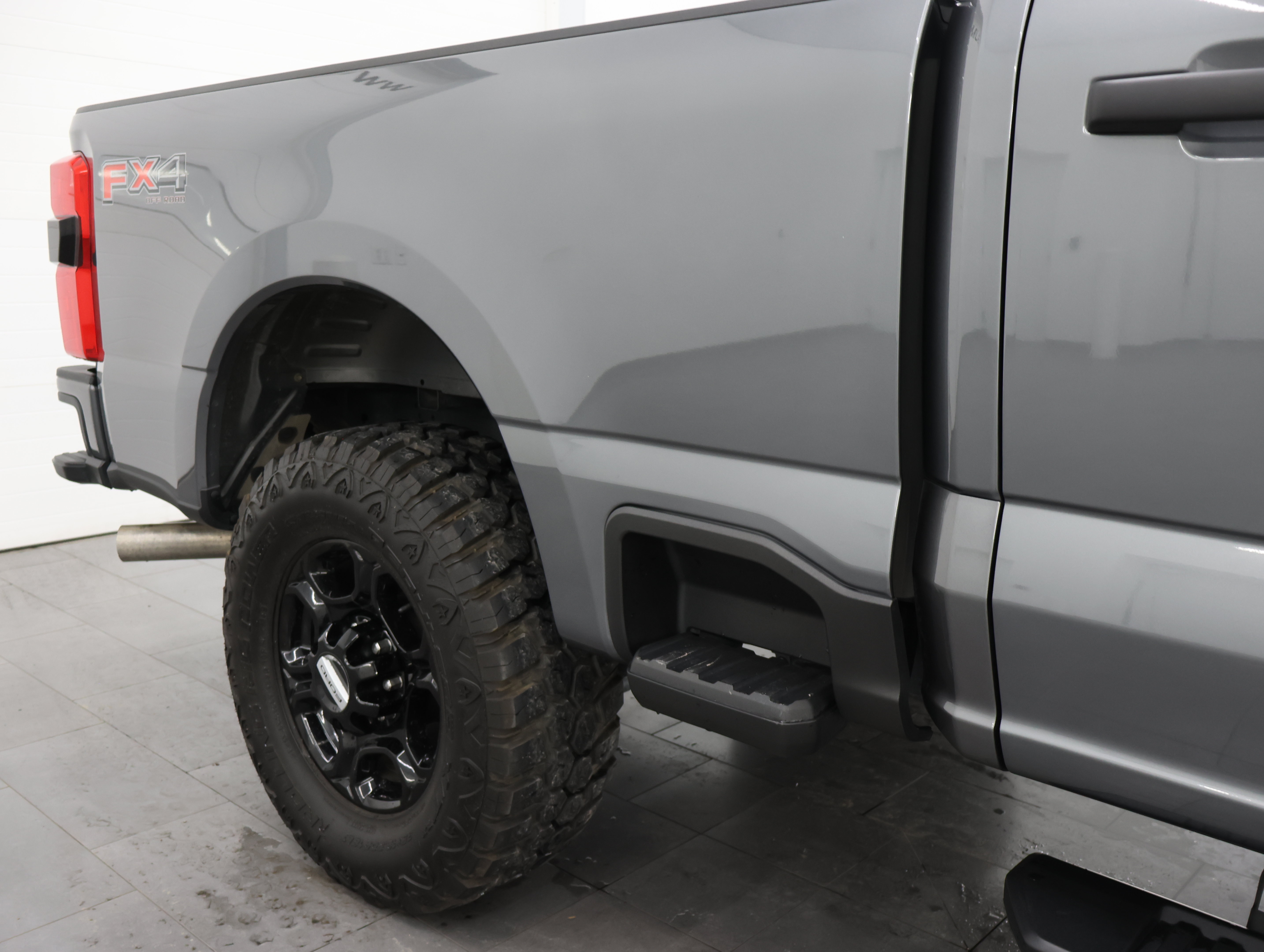 Used 2024 Ford F250 XL w/ STX Appearance Package AWD/4WD image 29