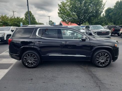 Certified 2023 GMC Acadia Denali w/ Black Diamond Edition AWD/4WD image 9