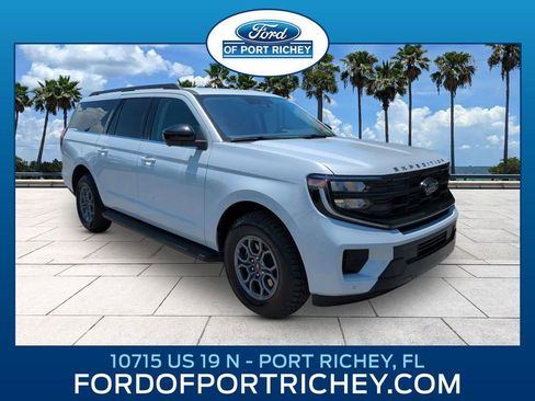 Used 2025 Ford Expedition Max Active RWD image 1