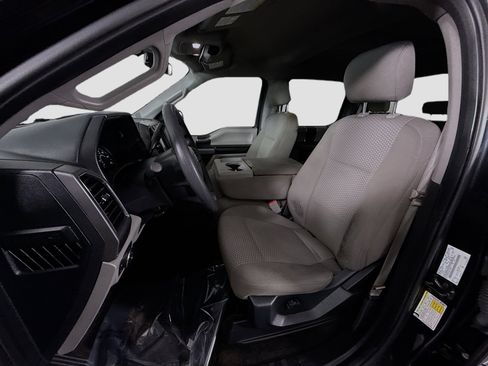 Used 2017 Ford F150 XLT RWD image 19