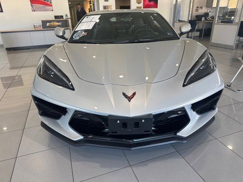 Used 2021 Chevrolet Corvette Stingray Preferred Cpe w/ Z51 Performance Package image 8