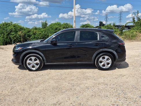 Used 2024 Honda HR-V LX image 2