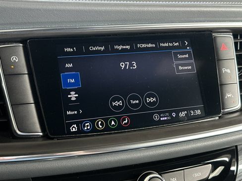 Used 2024 Buick Enclave Premium FWD image 17