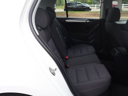 Used 2013 Volkswagen Golf 4-Door FWD image 21