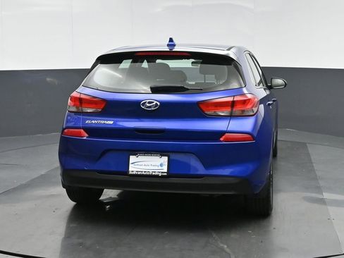 Used 2018 Hyundai Elantra GT image 6