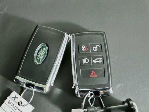 Used 2026 Land Rover Defender 110 S AWD/4WD image 46