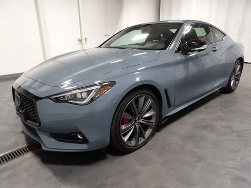 Used 2022 INFINITI Q60 Red Sport 400 w/ Proactive Package image 4