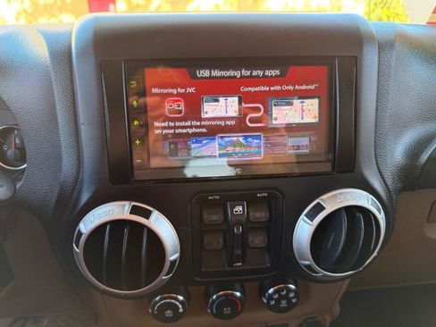 Used 2015 Jeep Wrangler Unlimited Sahara w/ Connectivity Group image 16