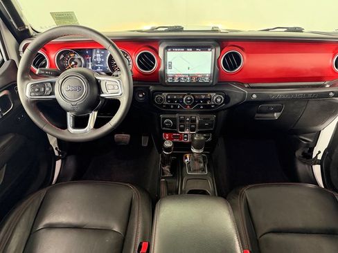 Used 2023 Jeep Wrangler Unlimited Rubicon w/ Cold Weather Group AWD/4WD image 12