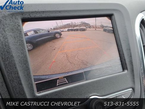 Used 2024 Chevrolet Equinox LT image 18