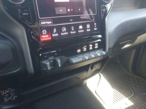 Used 2025 RAM 2500 Tradesman image 20