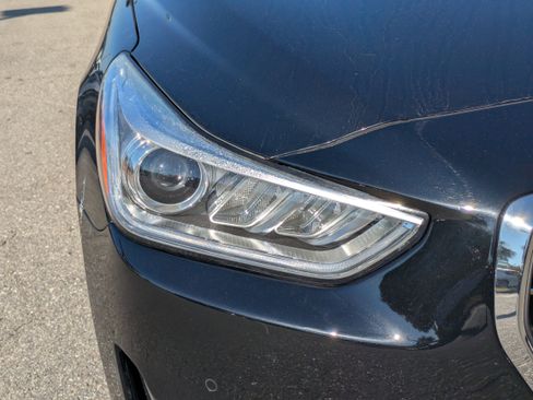 Used 2017 Genesis G90 3.3T Premium image 10