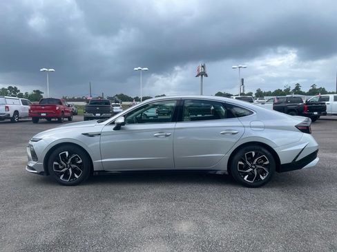 Used 2024 Hyundai Sonata SEL FWD image 5