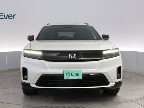 Used 2024 Honda Prologue Touring image 3