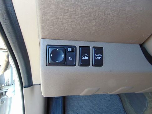 Used 2016 Nissan Frontier SV AWD/4WD image 18